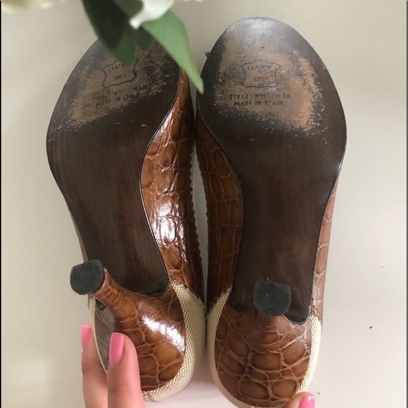 Stuart Weitzman brownheels size4 (leather& fabric) - Picture 3 of 11